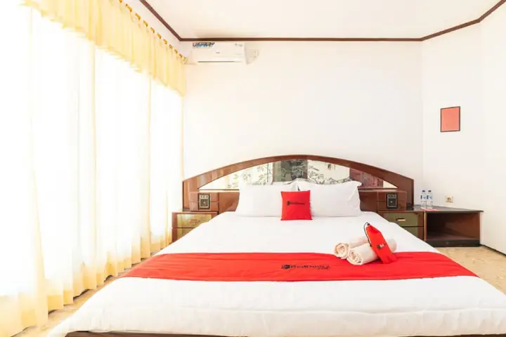 Бату: RedDoorz Syariah near Balai Kota Batu