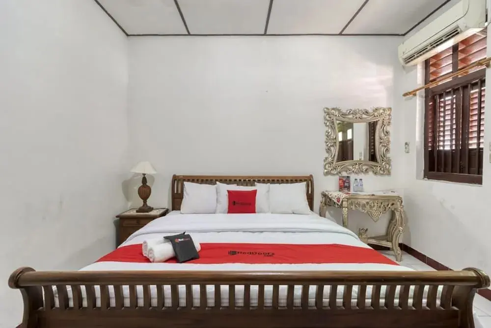 Джокьякарта: RedDoorz Syariah Near Wijilan 2 Yogyakarta
