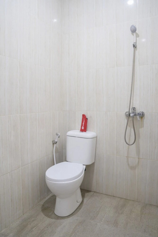 Джакарта: RedDoorz @ Bandengan Jakarta
