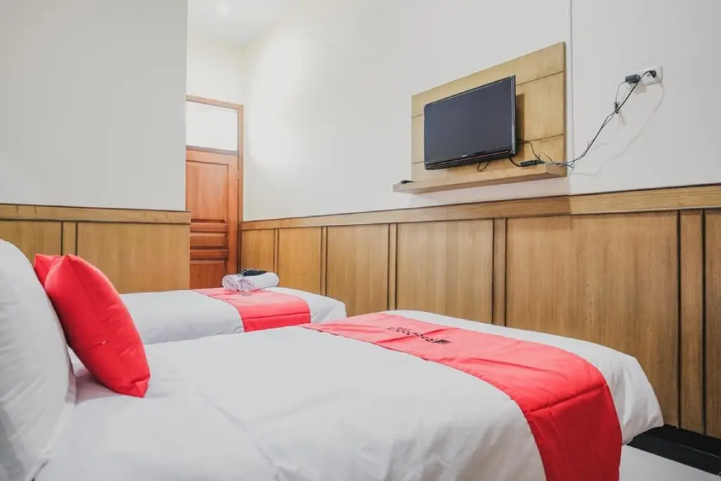 Бандар-Лампунг: RedDoorz Plus @ Jalan Dr. Cipto Mangunkusumo Lampung