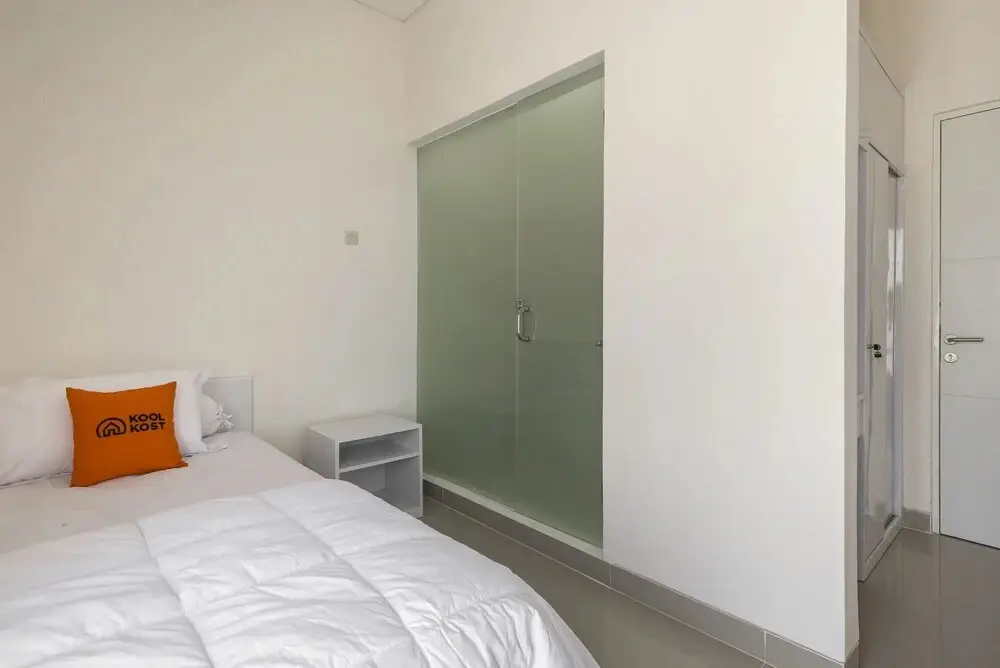 Сурабая: KoolKost near T2 Juanda Airport