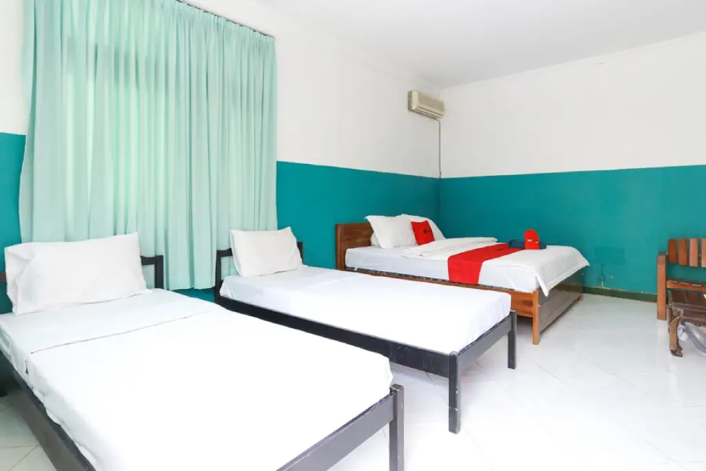 RedDoorz Syariah near Alun Alun Magelang — фото 1