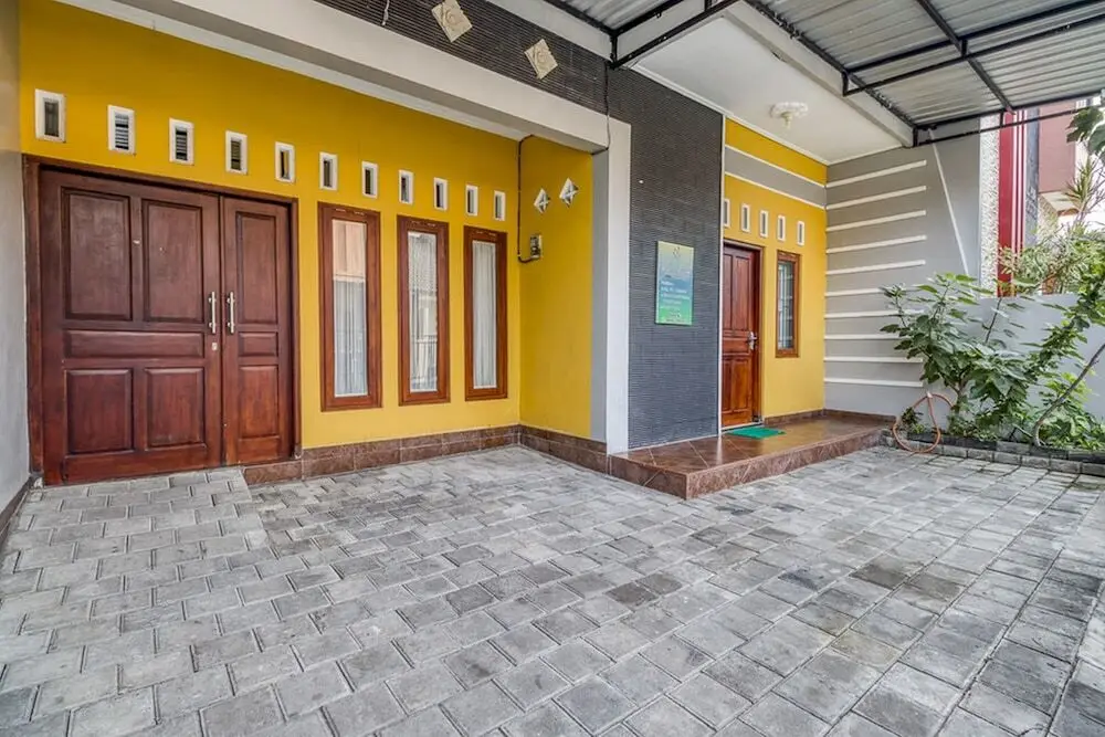 Батуретно: KoolKost Syariah near Universitas Amikom Yogyakarta 2 - Caters to Women