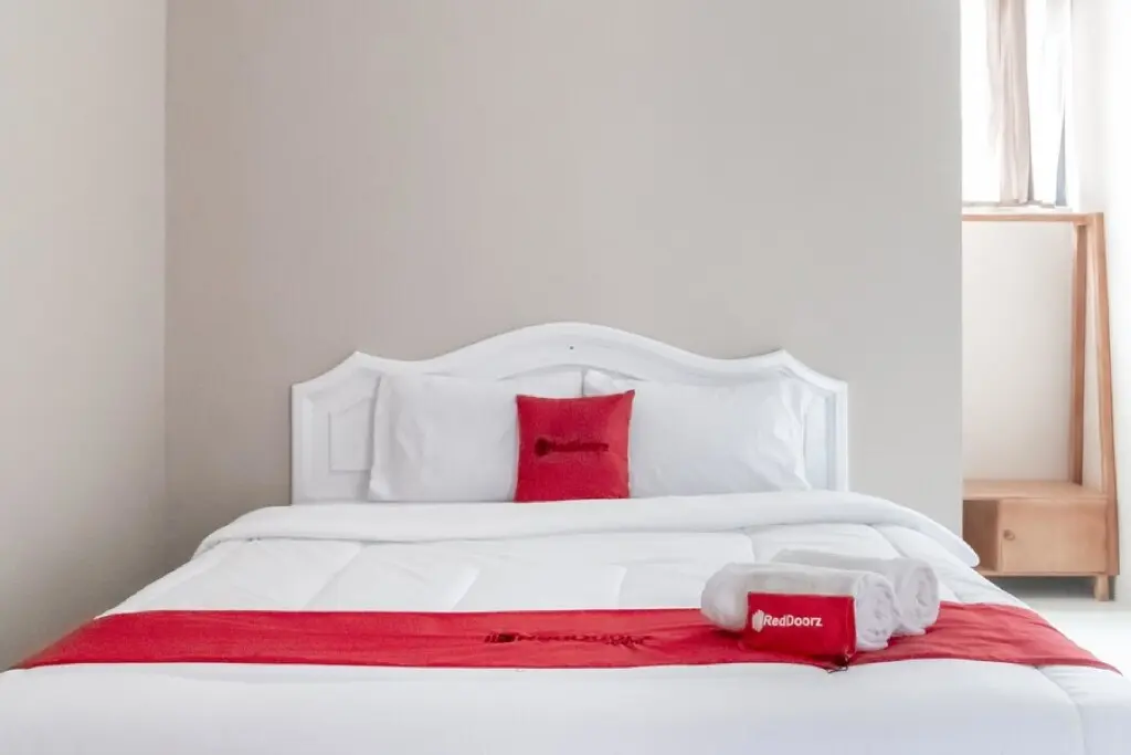 Бекаси: RedDoorz Plus near Tambun Station