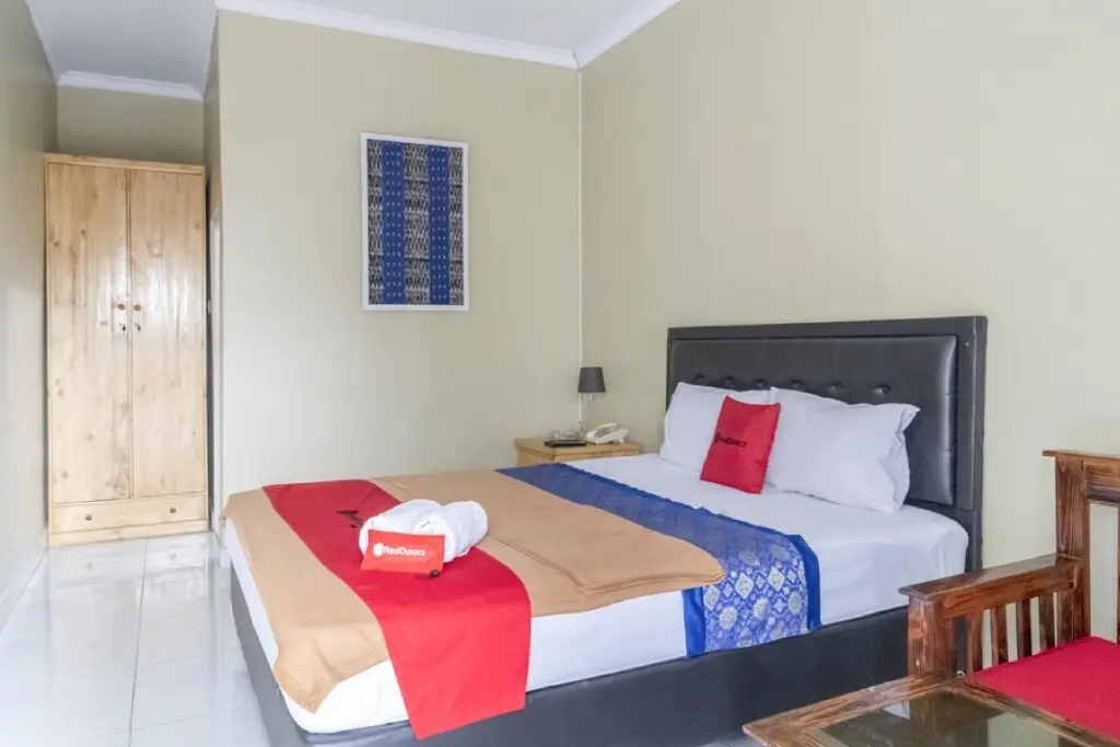 Бекаси: RedDoorz Plus near Tambun Station