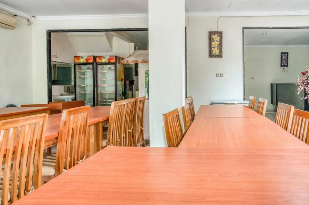 Джакарта: RedDoorz near Taman Mini Jakarta