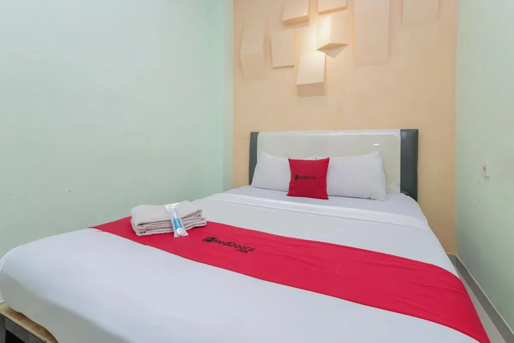 Мадиун: RedDoorz near Alun Alun Madiun