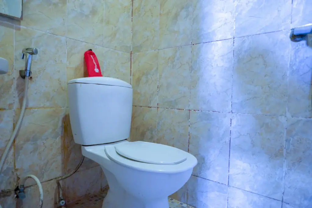 Баубау: RedDoorz @ Hotel Bravo Pantai Kamali Bau Bau