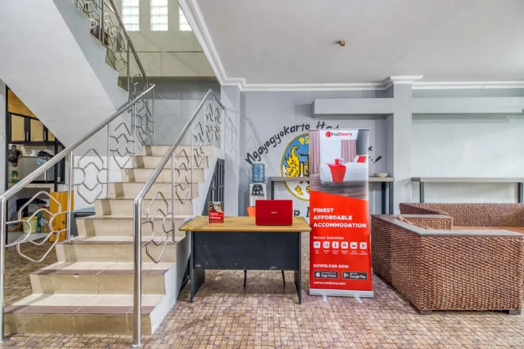 Джокьякарта: RedDoorz Hostel near Stadion Mandala Krida Yogya