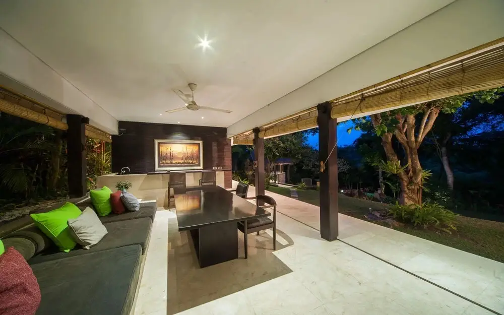 Сукавати: Villa Trekvoges