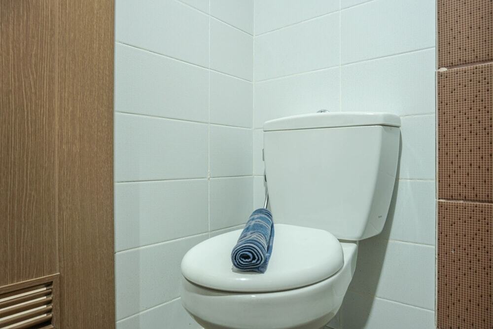 Джакарта: Warm and Cozy Studio at Puri Orchard Apartment