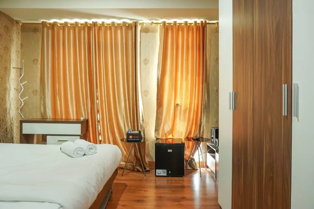 Warm and Cozy Studio at Puri Orchard Apartment — фото 1