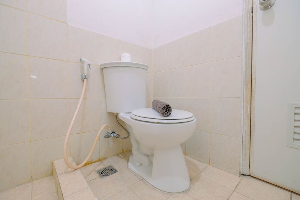 Джакарта: Cozy 2BR Apartment at Green Central City near Chinatown