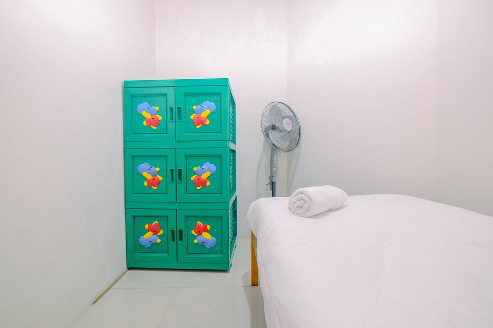 Джакарта: Cozy 2BR Apartment at Green Central City near Chinatown
