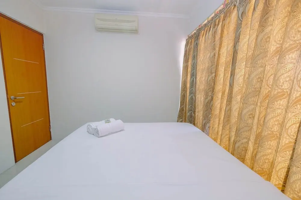 Джакарта: Cozy 2BR Apartment at Green Central City near Chinatown