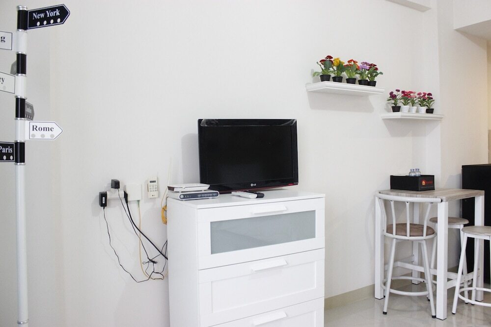 Бандунг: Stylish Studio Room Galeri Ciumbuleuit 2 Apartment