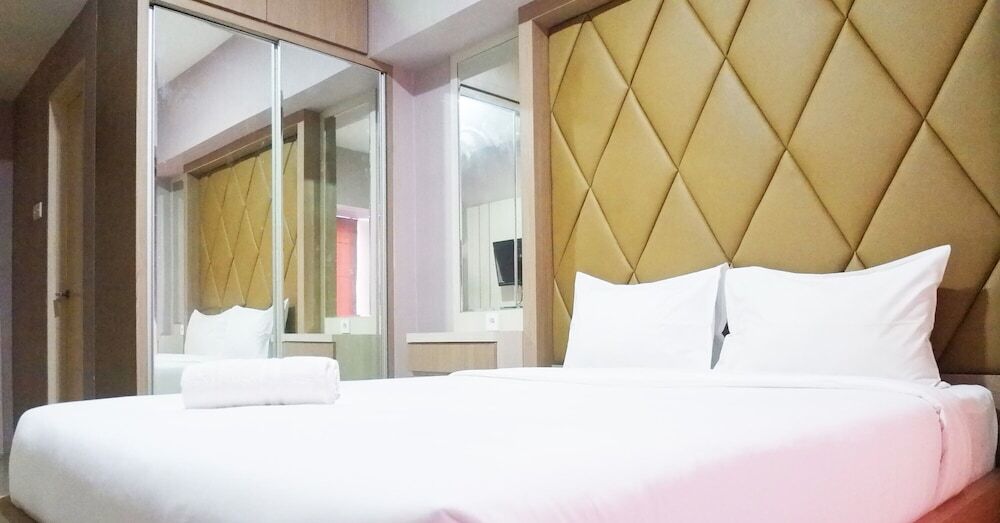Сурабая: Minimalist Studio Apartment at Supermall Mansion Orchard