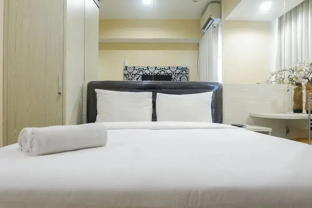 Сурабая: Cozy Studio at Tamansari Papilio Apartment