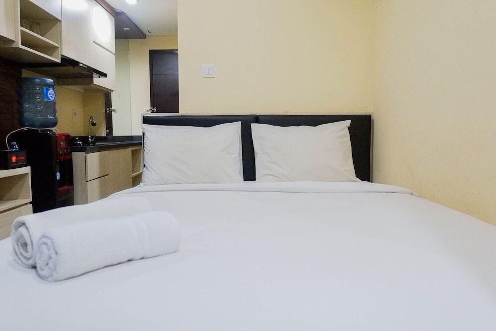 Сурабая: City View Studio Apartment at Tamansari Papilio