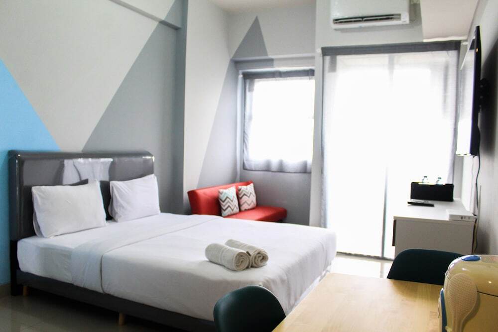 Южный Тангеранг: Minimalist and Posh Studio Parkland Avenue Apartment