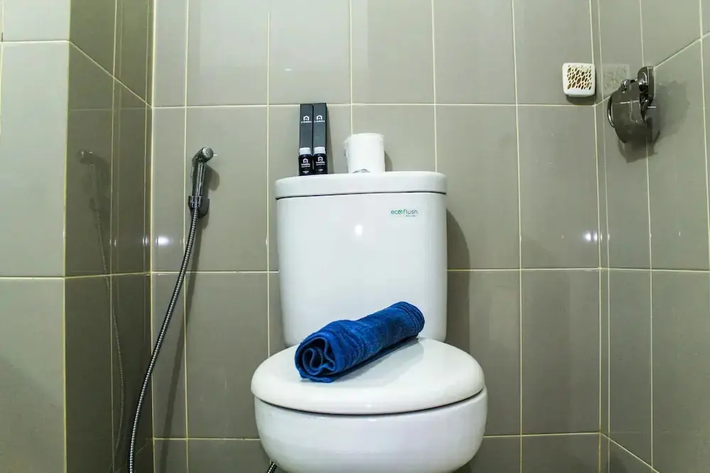 Южный Тангеранг: Comfy Studio Apartment at Bintaro Plaza Residence