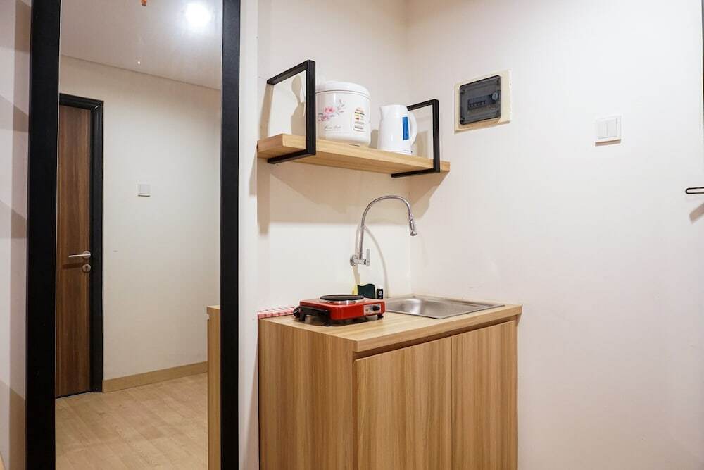 Тангеранг: Comfortable Studio Apartment at Annora Living