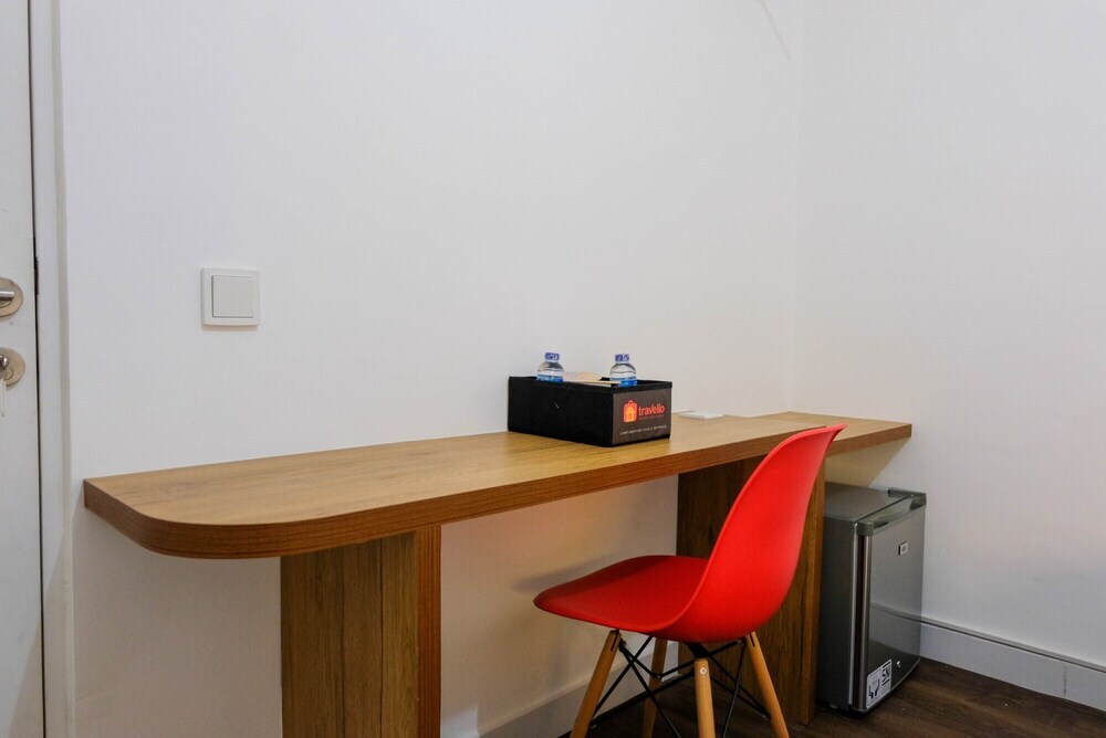 Тангеранг: Studio Apartment with Twin Bed at Aeropolis Residence