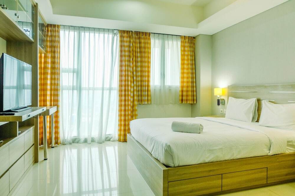 Джакарта: Simplicity Studio Kemang Village Apartment