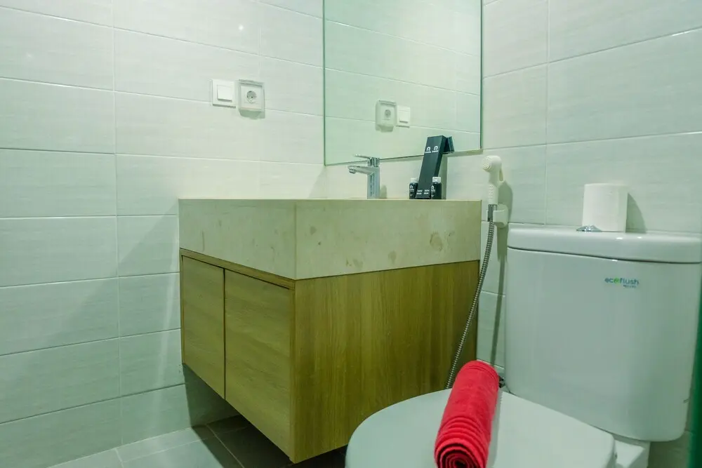Джакарта: Simplicity Studio Kemang Village Apartment