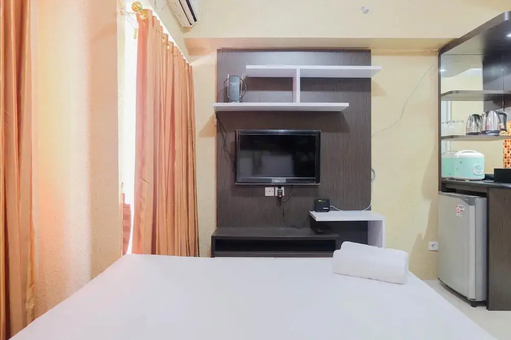 Депок: Cozy Studio Apartment at Taman Melati Margonda