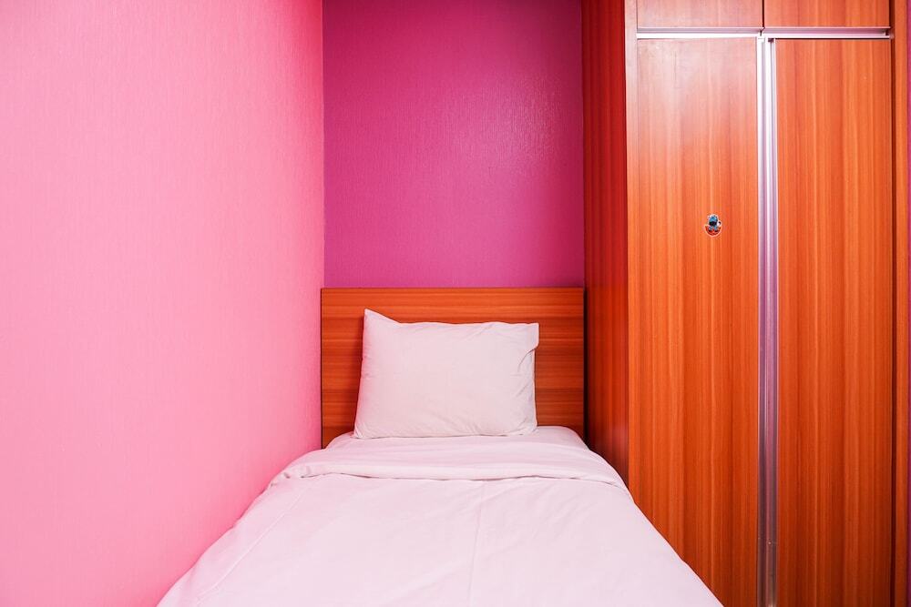 Джакарта: Clean and Comfy 2BR at Pancoran Riverside Apartment