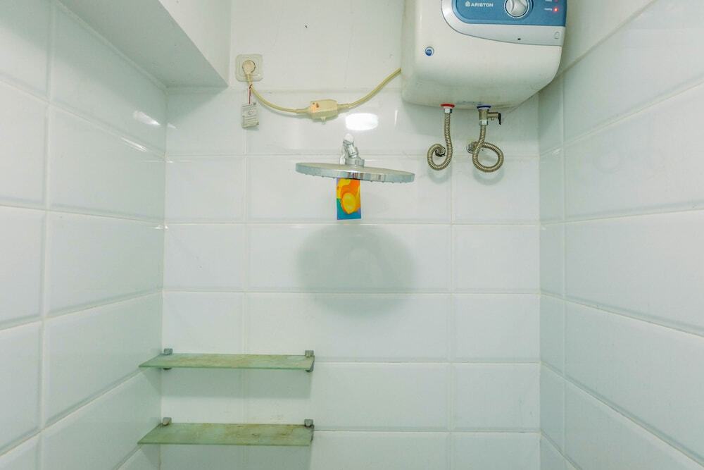 Джакарта: Functional Studio at Pancoran Riverside Apartment