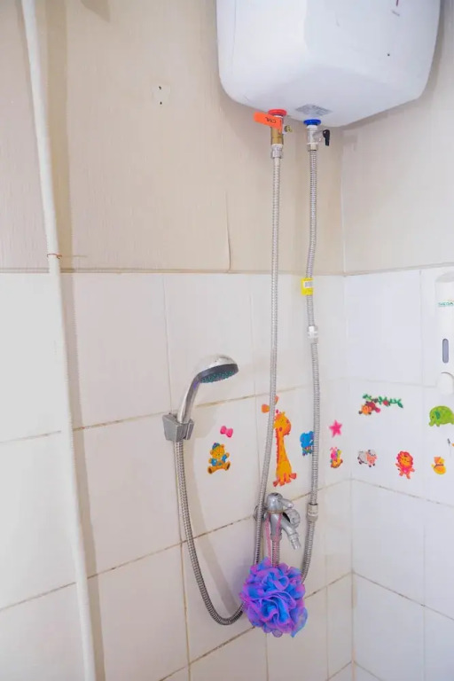 Джакарта: Simple and Cozy 2BR at Kalibata City Apartment