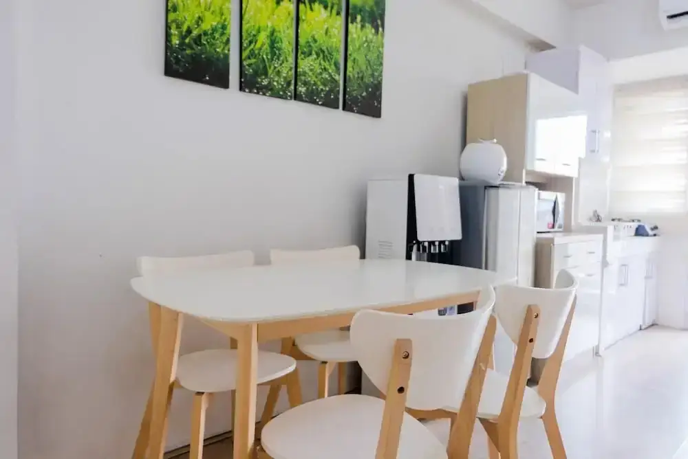 Cozy and Elegant Studio Bintaro Park View Apartment — фото 1