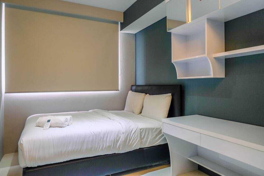 Джакарта: Well Designed 2BR Lexington Apartment