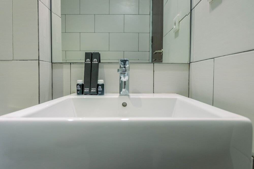 Джакарта: Well Designed 2BR Lexington Apartment