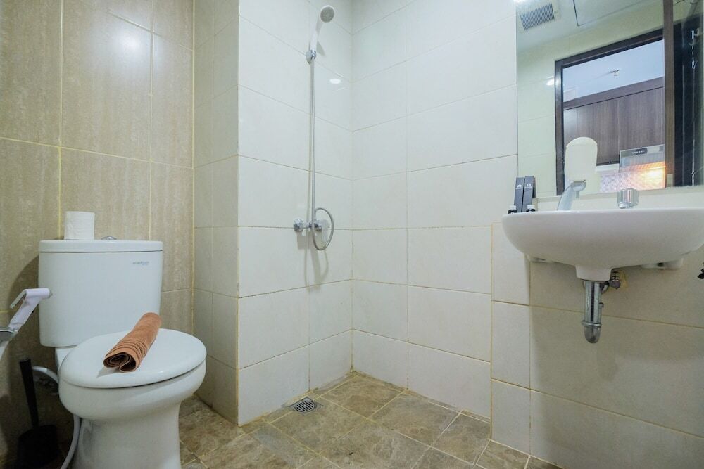 Бекаси: Simply Modern Studio Grand Dhika City Apartment