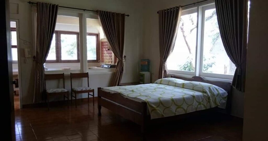 Пелабухан-рату: Bunga Ayu Seaside Resort