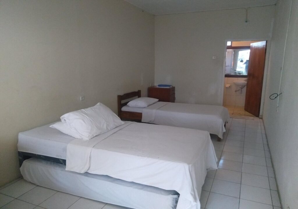 Пелабухан-рату: Bunga Ayu Seaside Resort