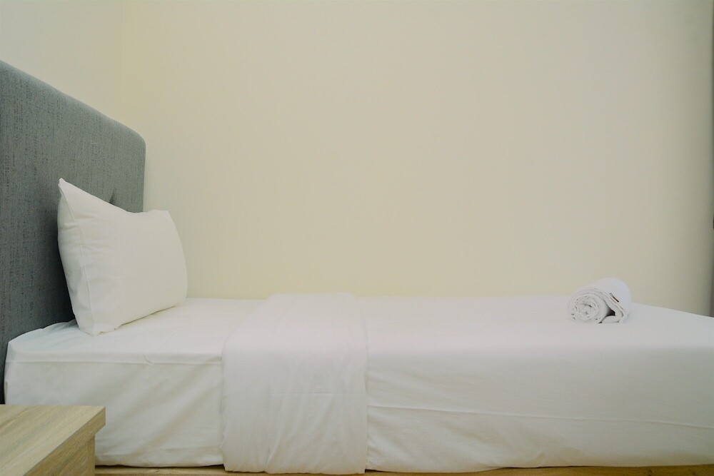 Джакарта: Wonderful 2BR at Menteng Park Apartment