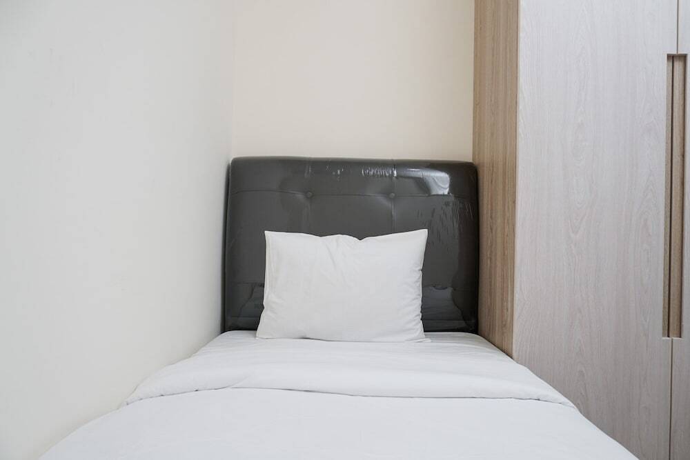 Джакарта: Cozy with Private Lift 2BR at Menteng Park Apartment