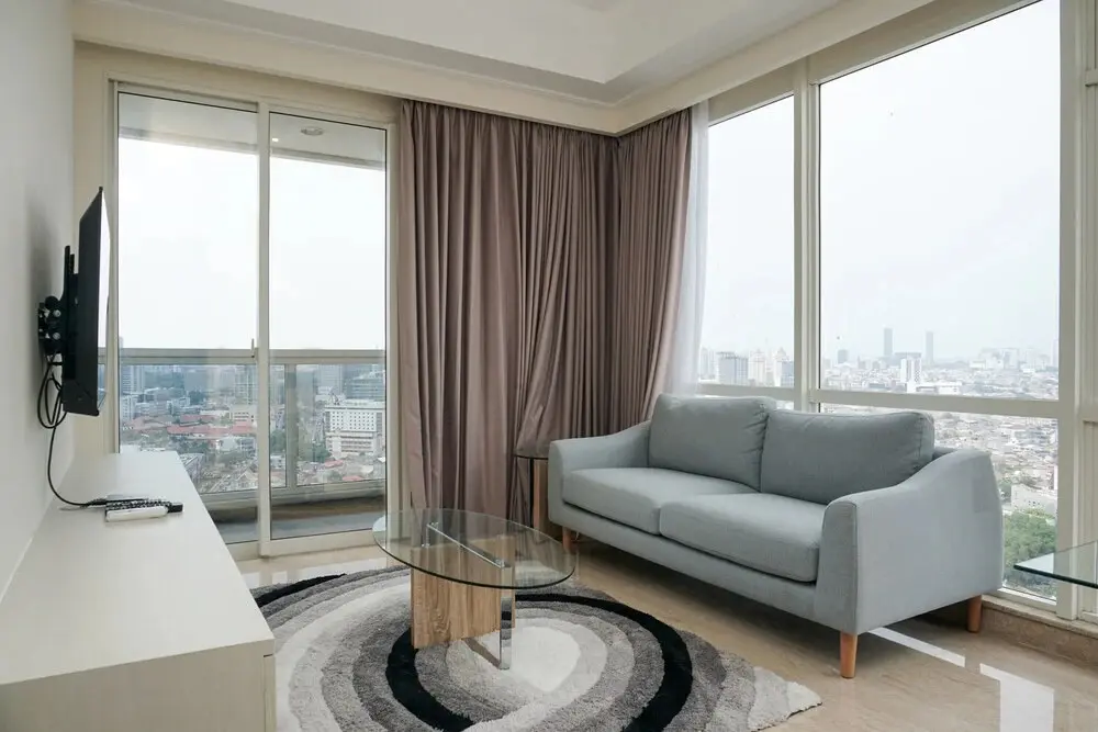 Джакарта: Cozy with Private Lift 2BR at Menteng Park Apartment