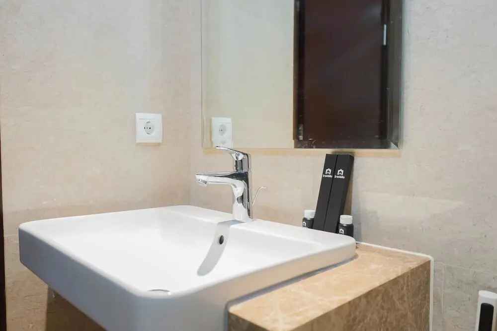 Джакарта: Newly Furnished Studio Apartment at Menteng Park