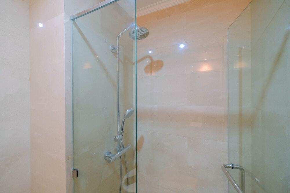 Джакарта: Brand New Studio Apartment at Menteng Park