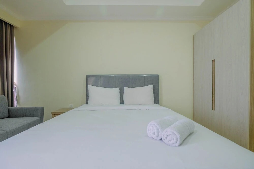 Джакарта: Brand New Studio Apartment at Menteng Park