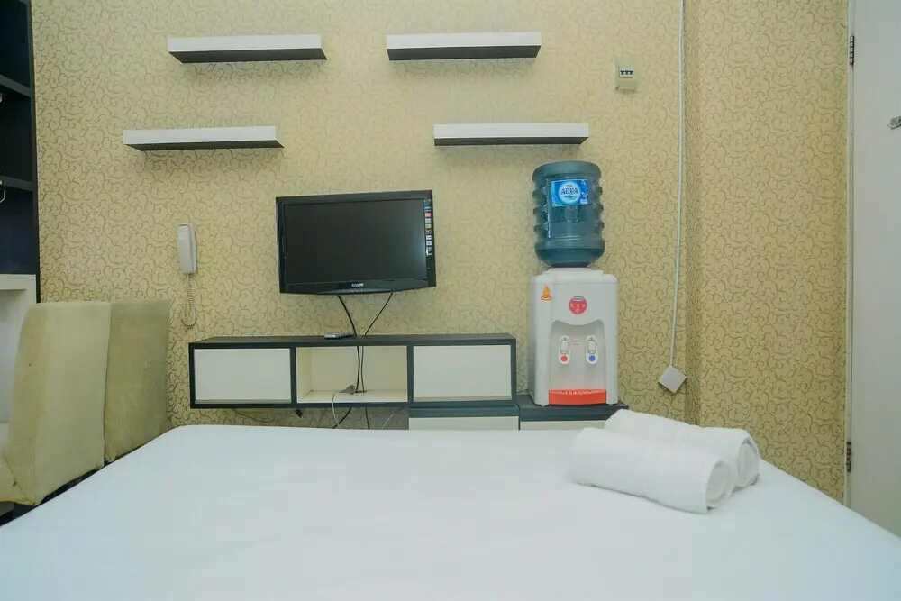 Джакарта: Cozy Studio Apartment at Grand Emerald Gading Nias Residences
