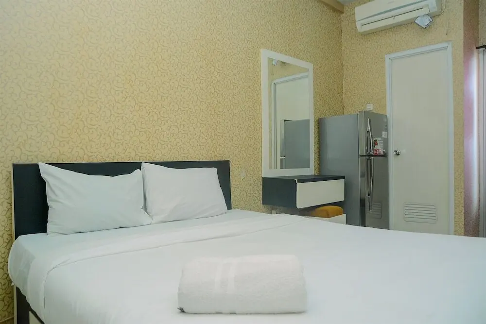 Джакарта: Cozy Studio Apartment at Grand Emerald Gading Nias Residences
