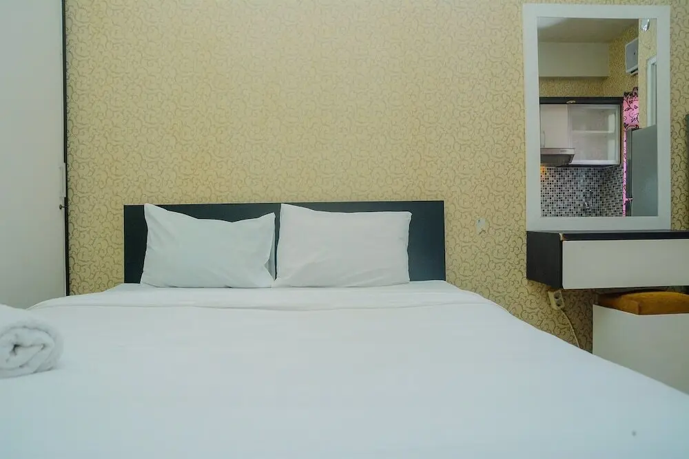 Джакарта: Cozy Studio Apartment at Grand Emerald Gading Nias Residences