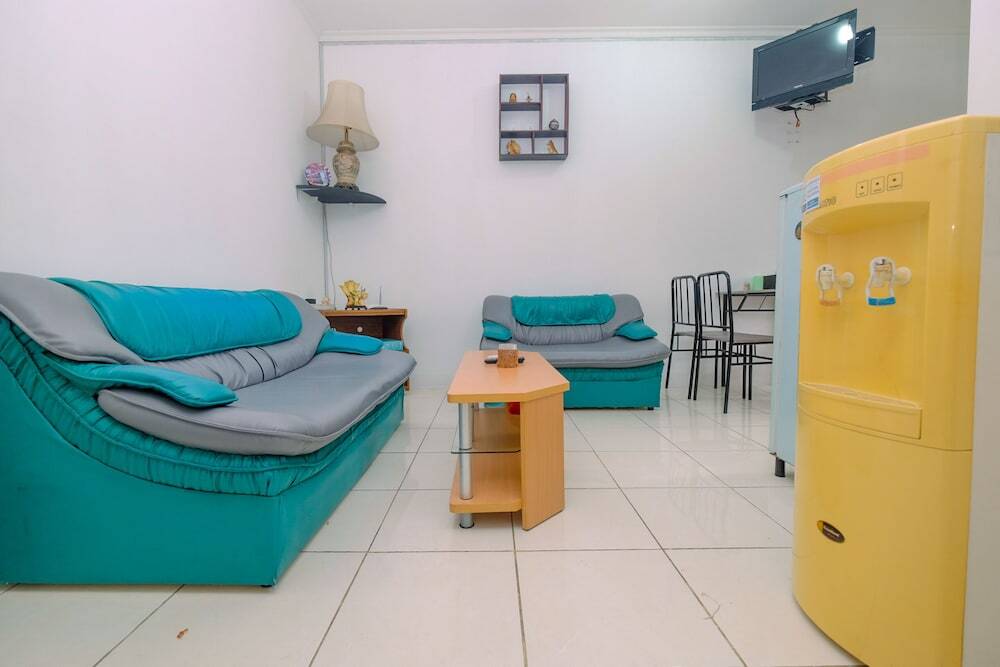 Джакарта: Comfy and Good Location 2BR Mediterania Marina Apartment
