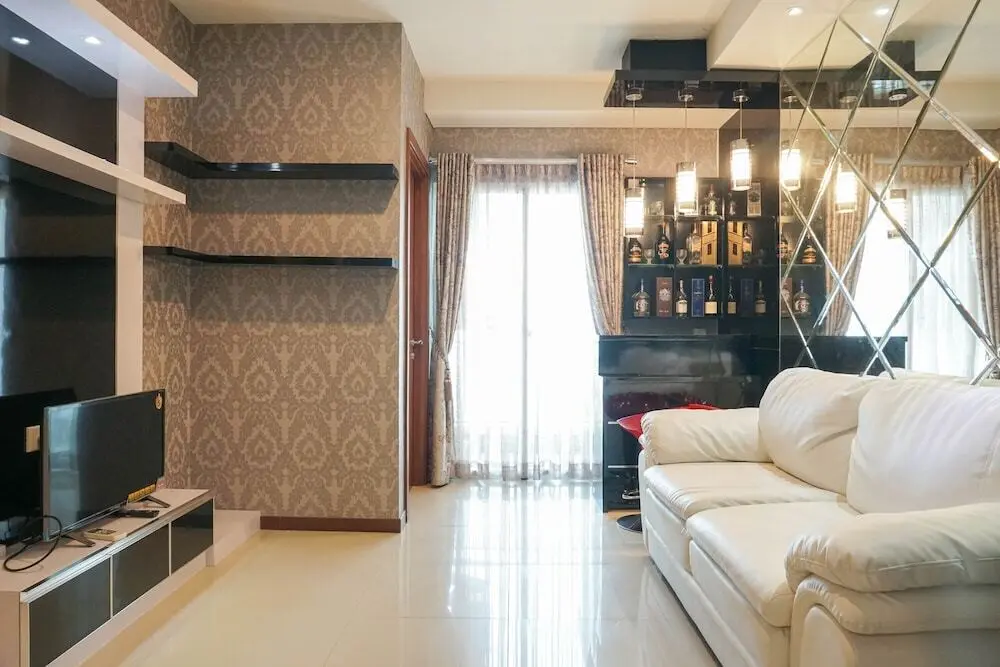 Джакарта: Comfortable 2BR at Condominium Green Bay Pluit Apartment